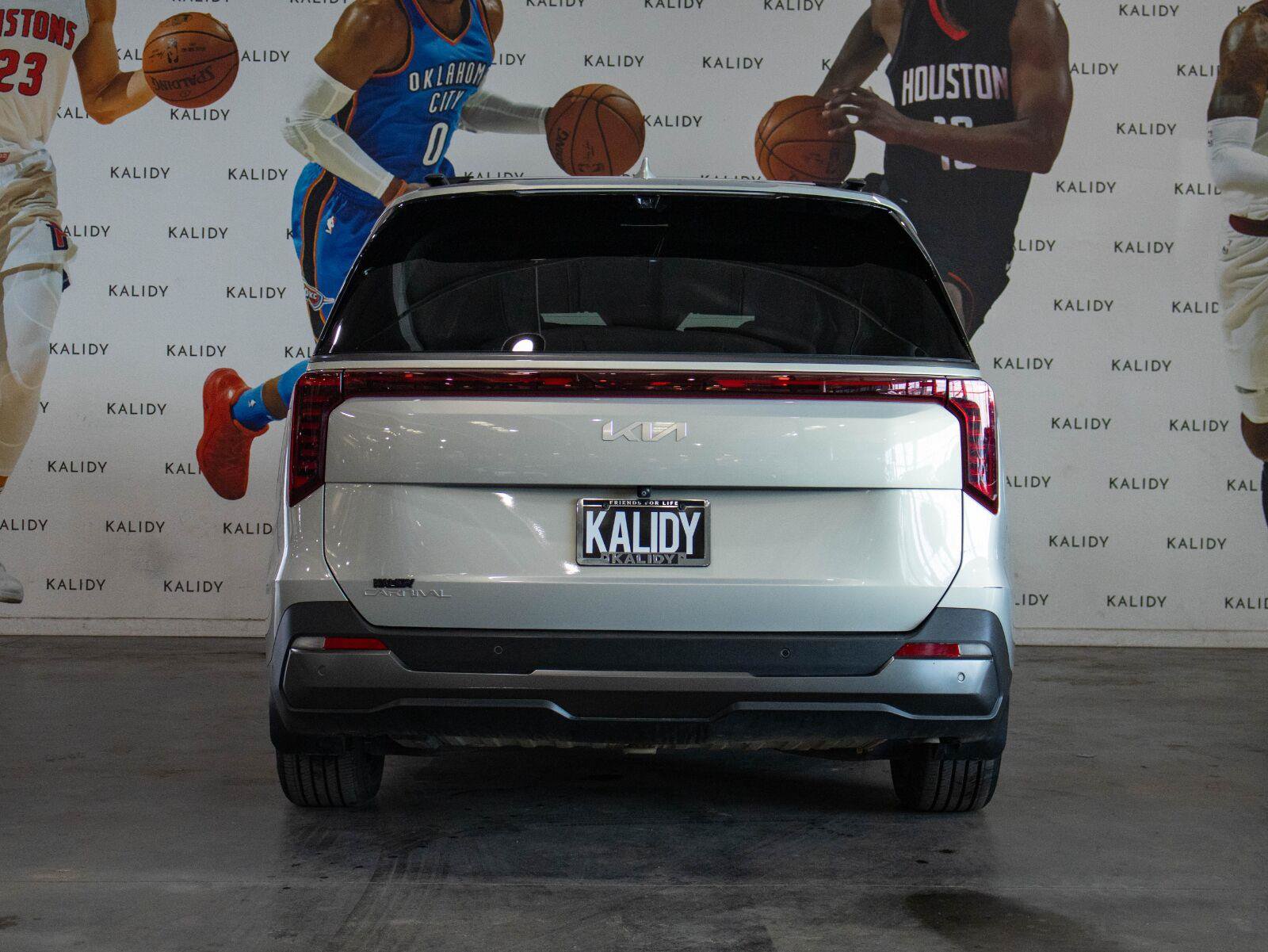 Used 2025 Kia Carnival SX Prestige FWD image 25