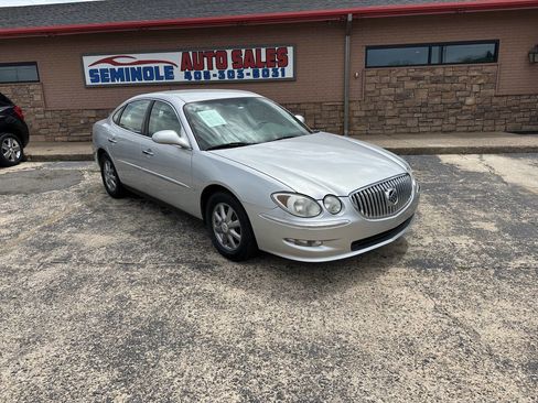 Used 2009 Buick LaCrosse CX FWD image 2
