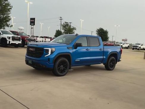 Certified 2023 GMC Sierra 1500 Elevation AWD/4WD image 4