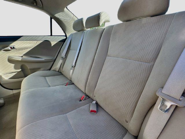 Used 2010 Toyota Corolla LE w/ All Weather Guard Pkg FWD image 21