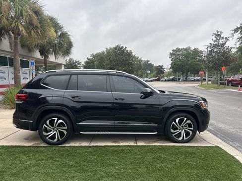 Used 2023 Volkswagen Atlas SEL AWD/4WD image 4