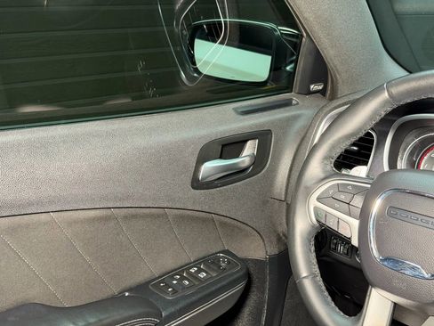 Used 2016 Dodge Charger R/T w/ Navigation & Travel Group image 27