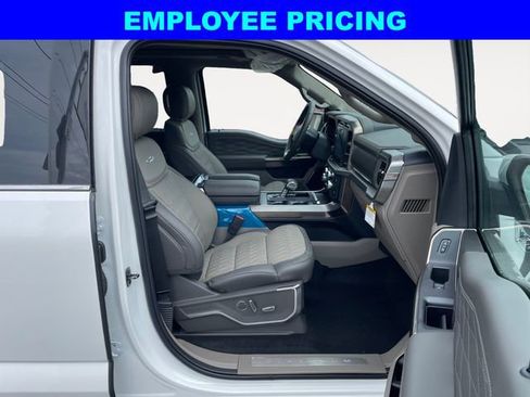 New 2026 Ford F150 Platinum w/ Equipment Group 703A Plus AWD/4WD image 15