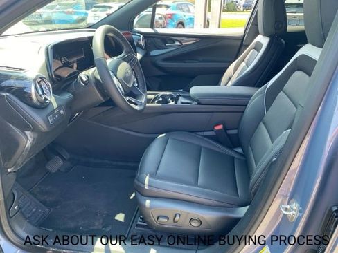 New 2025 Chevrolet Blazer EV LT image 10