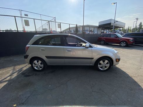 Used 2007 Kia Rio5 SX w/ PWR Pkg FWD image 7
