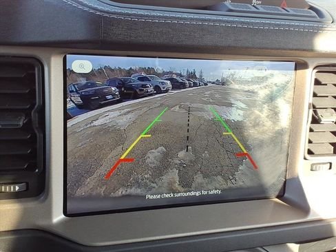 Used 2025 Ford Bronco Outer Banks image 20