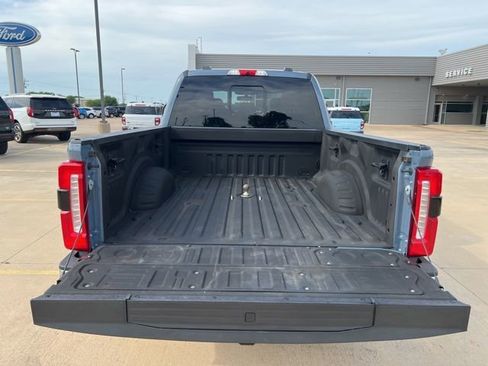 Used 2023 Ford F250 Lariat AWD/4WD image 16