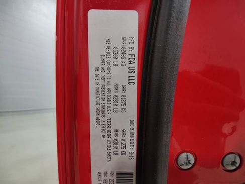 Used 2015 Dodge Challenger R/T Plus image 24