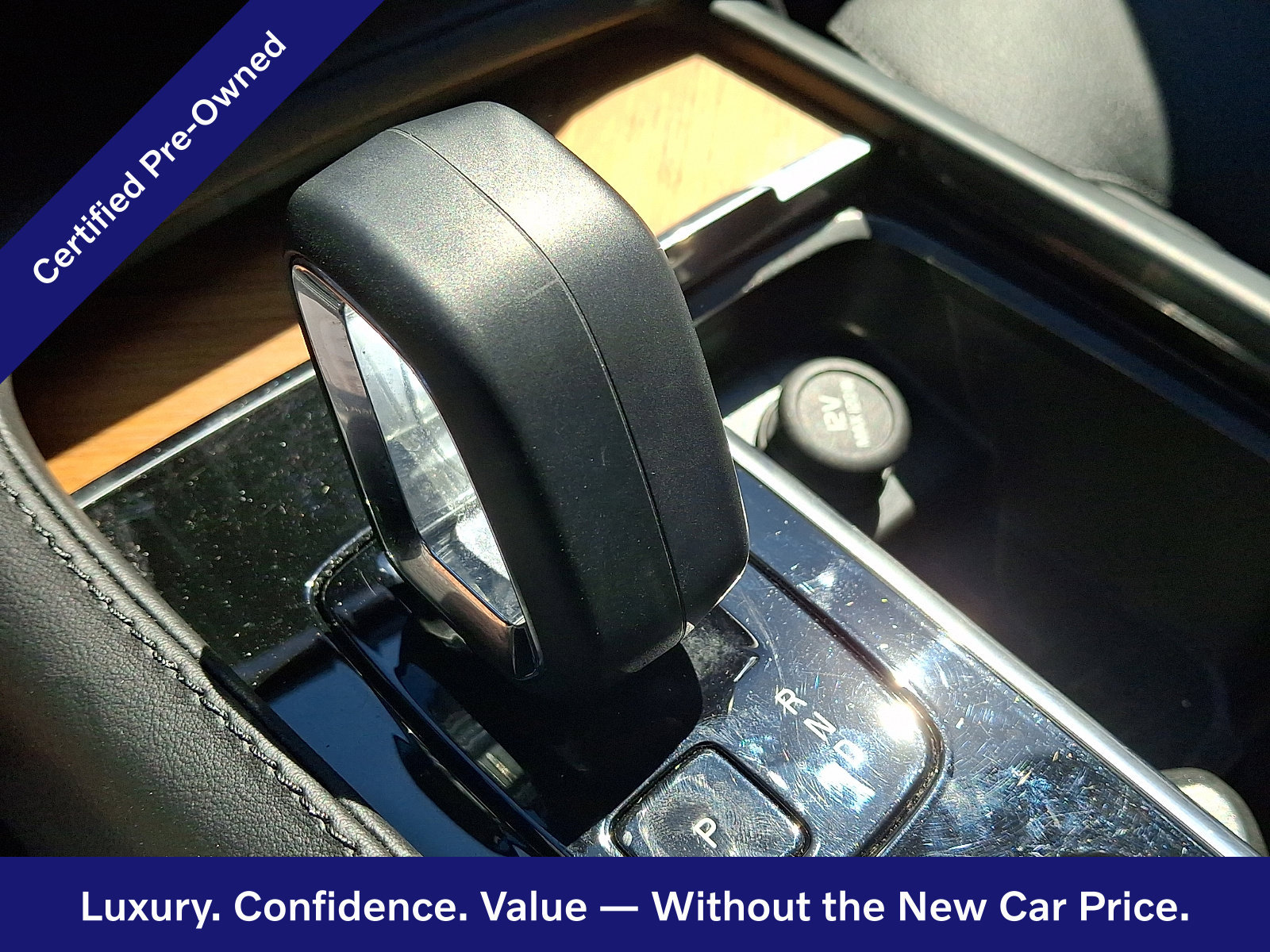 Certified 2023 Volvo XC90 B6 Plus w/ Protection Package Premier AWD/4WD image 16
