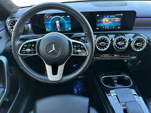 Used 2020 Mercedes-Benz A 220 image 18