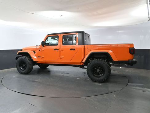New 2025 Jeep Gladiator Sport image 12
