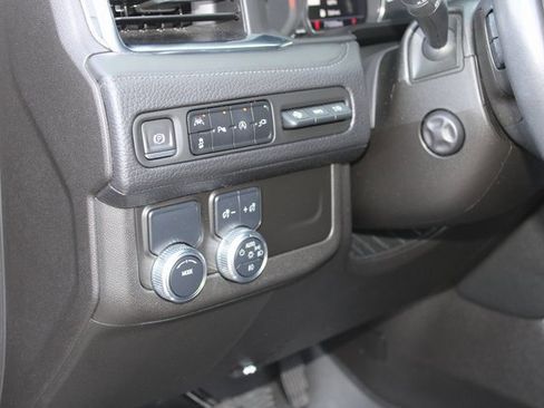 Used 2021 GMC Yukon Denali image 28