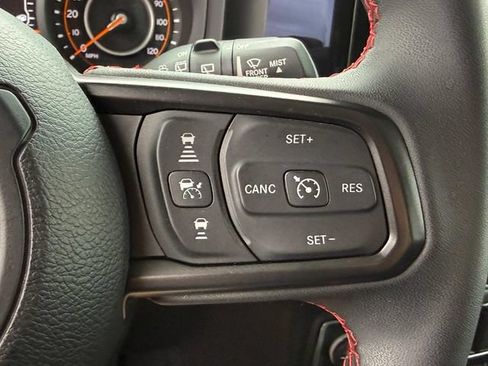 Used 2024 Jeep Wrangler Unlimited Rubicon AWD/4WD image 28