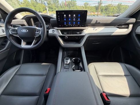New 2026 Ford Explorer Active w/ Active Comfort Package AWD/4WD image 21