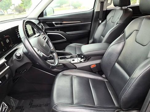 Used 2023 Kia Telluride S FWD image 15