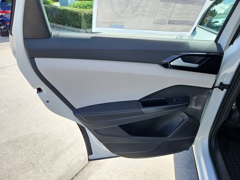 New 2025 Volkswagen Taos S image 10
