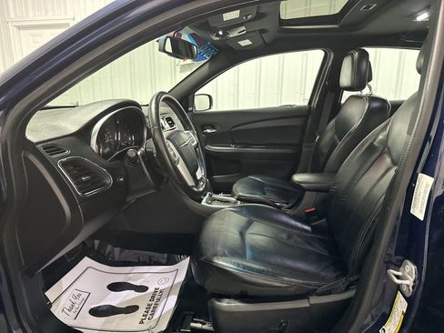 Used 2014 Chrysler 200 Limited w/ Sun/Sound Group FWD image 11
