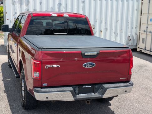 Used 2015 Ford F150 XLT w/ Equipment Group 302A Luxury AWD/4WD image 16