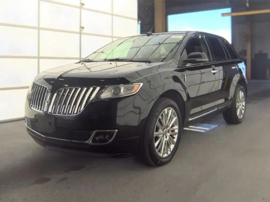 Used 2015 Lincoln MKX AWD w/ Equipment Group 102A image 1