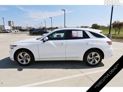 Used 2026 Genesis GV70 2.5T image 5