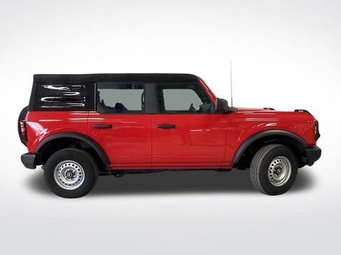Used 2023 Ford Bronco Base image 2