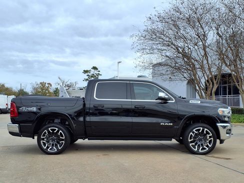 Used 2025 RAM 1500 Limited image 8