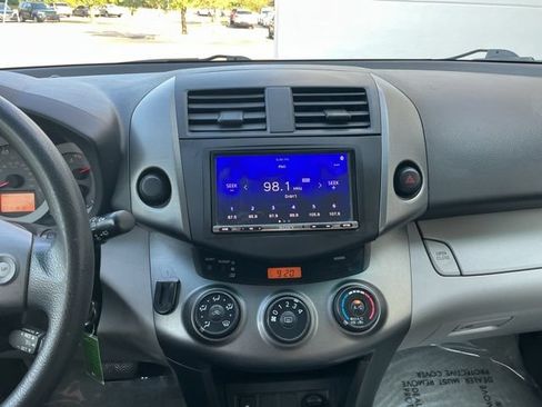 Used 2010 Toyota RAV4 2WD image 17