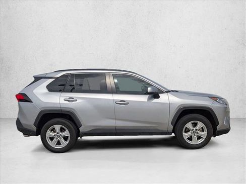 Used 2020 Toyota RAV4 XLE w/ All Weather Liner Package image 4