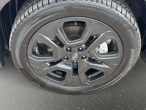 Used 2023 Subaru Ascent Onyx Edition AWD/4WD image 11