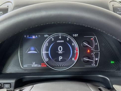 Used 2025 Lexus ES 350 w/ Premium Package image 12