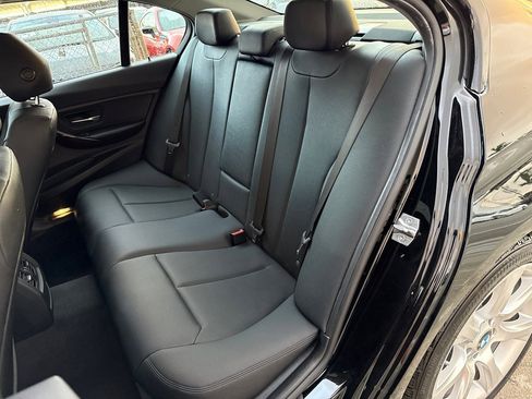 Used 2015 BMW 320i Sedan image 16