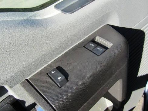 Used 2015 Ford F250 XL w/ Power Equipment Group image 19