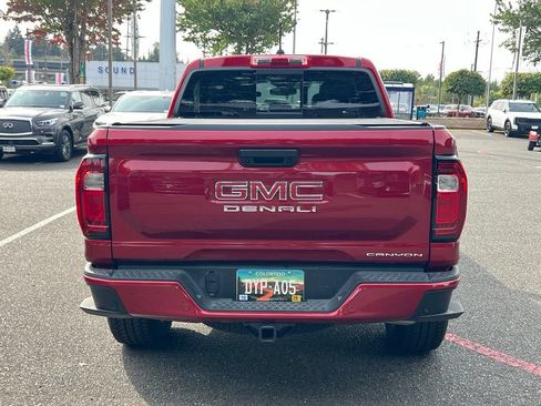 Used 2023 GMC Canyon Denali AWD/4WD image 8