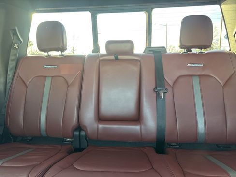 Used 2018 Ford F150 Platinum w/ Equipment Group 701A Luxury image 14