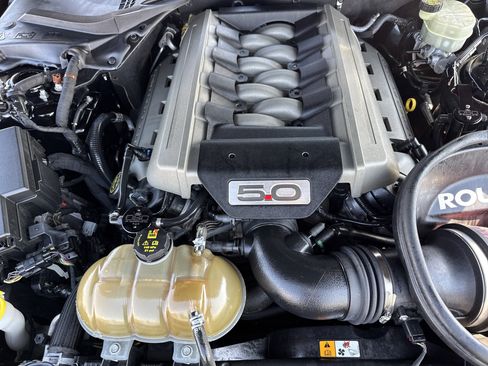 Used 2017 Ford Mustang GT image 26