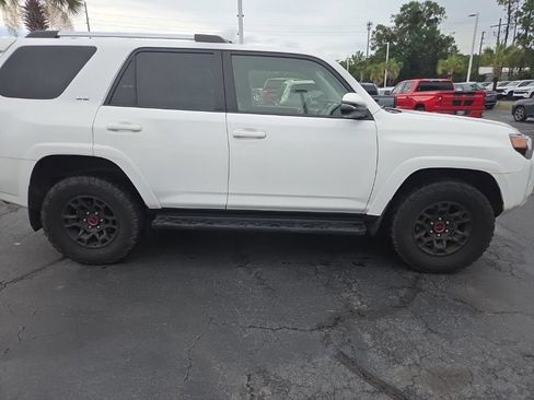 Used 2022 Toyota 4Runner SR5 Premium AWD/4WD image 7