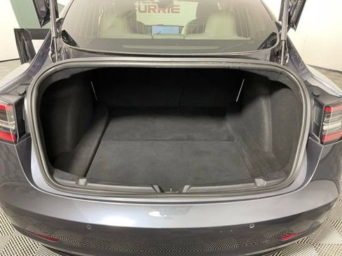 Used 2018 Tesla Model 3 Long Range image 11