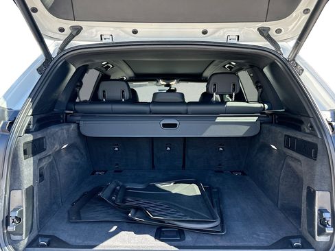 Used 2022 BMW X5 xDrive40i w/ Climate Comfort Package image 28