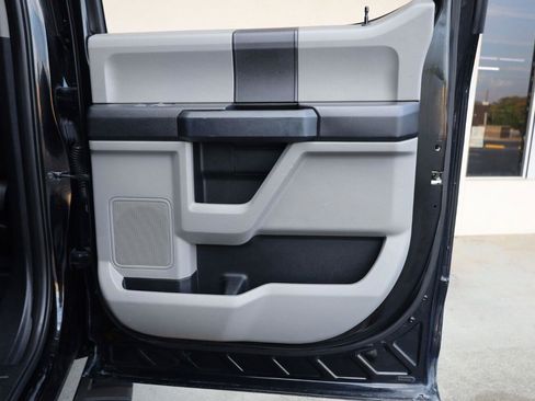 Used 2017 Ford F150 XL w/ Equipment Group 101A Mid AWD/4WD image 18