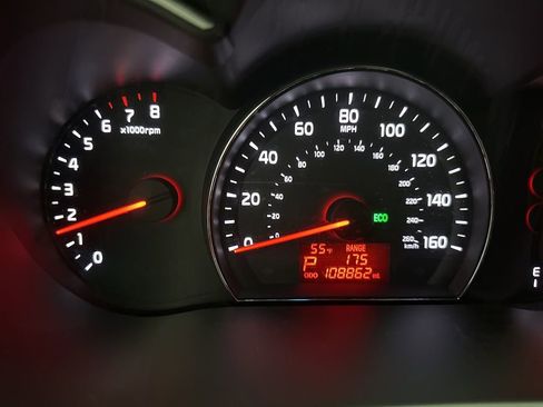 Used 2015 Kia Sorento LX image 13