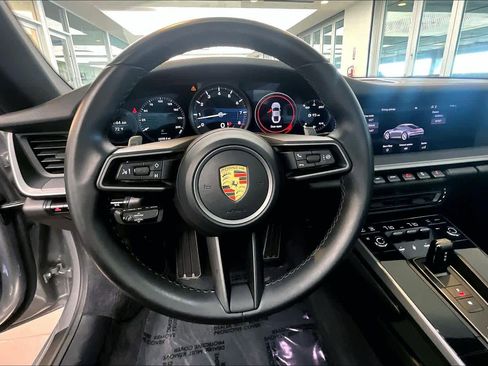 Used 2021 Porsche 911 Carrera image 6
