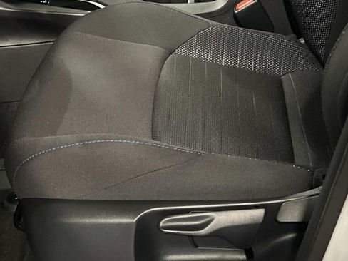 Used 2025 Toyota Corolla Cross AWD Hybrid image 13