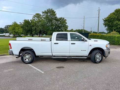 Used 2021 RAM 2500 Tradesman w/ Chrome Appearance Group AWD/4WD image 2