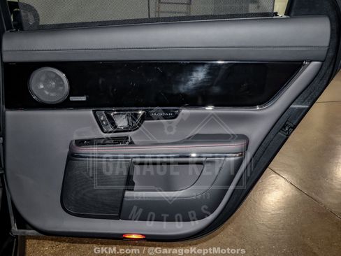 Used 2015 Jaguar XJ R LWB image 83