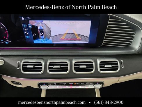 New 2026 Mercedes-Benz GLS 580 4MATIC image 18