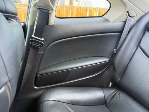 Used 2011 INFINITI G37 Sport image 35