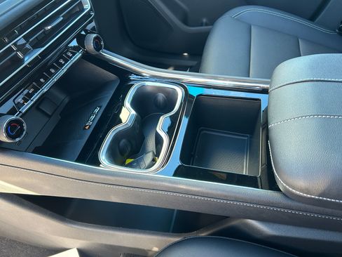 New 2026 Chevrolet Traverse LT w/ Sun and Wheel Package image 20