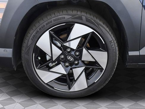 Used 2024 Hyundai Kona Limited image 35