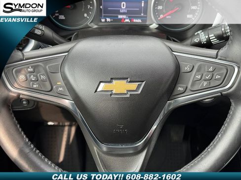 Used 2021 Chevrolet Equinox LT image 11