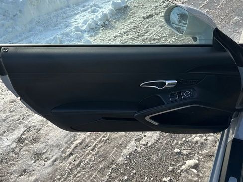 Used 2018 Porsche 911 Carrera image 15